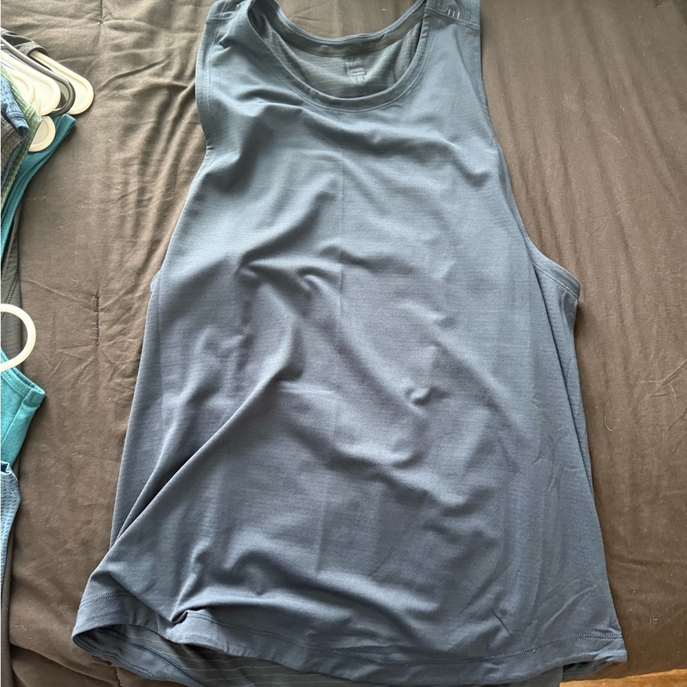 lululemon athletica Men's Tank Top in Dark Gray